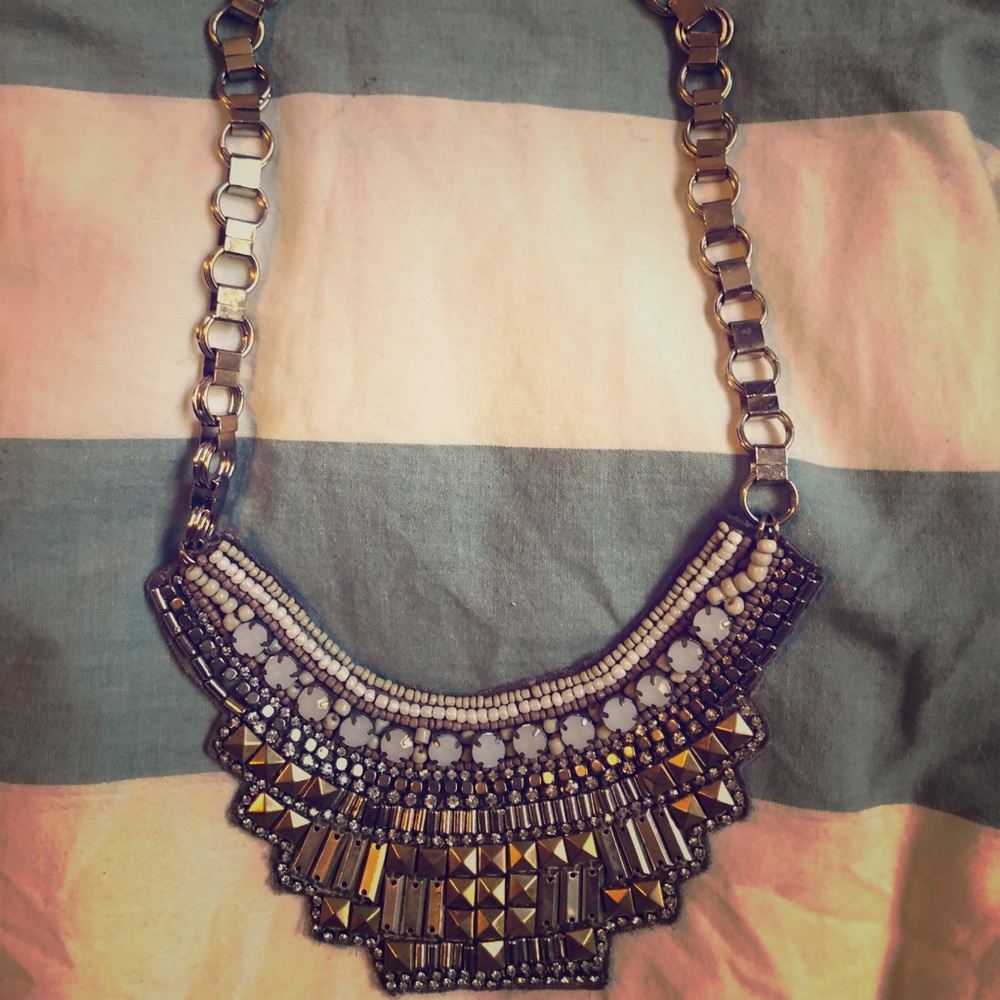 Tshirt necklace